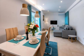 Lux 1-bedroom apartement next to the sea in Voula